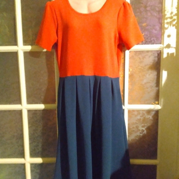 LuLaRoe Dresses & Skirts - LuLaRoe Colorblock Dress with Pockets